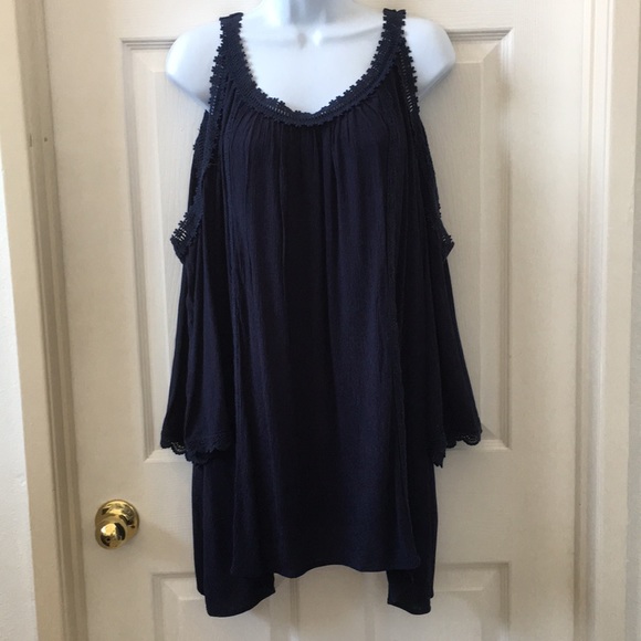 Eyeshadow Cold shoulder top NWT Blue  2X - Picture 2 of 7
